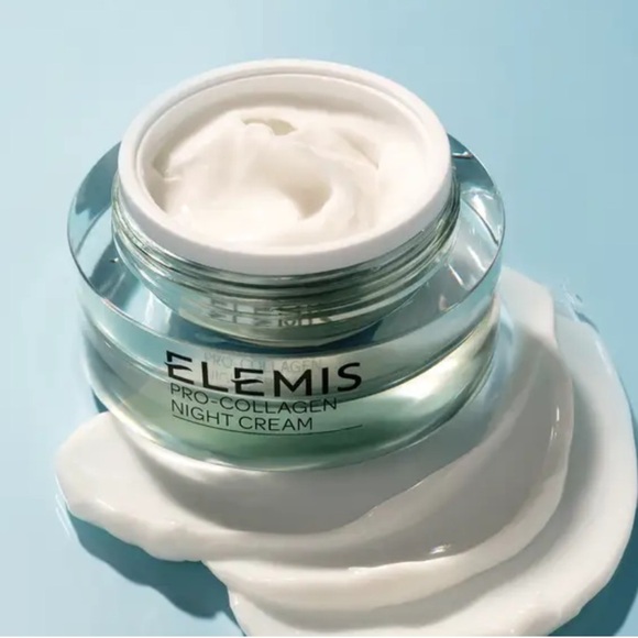 PRO-COLLAGEN NIGHT CREAM
Anti-Wrinkle Night Cream - Picture 3 of 5